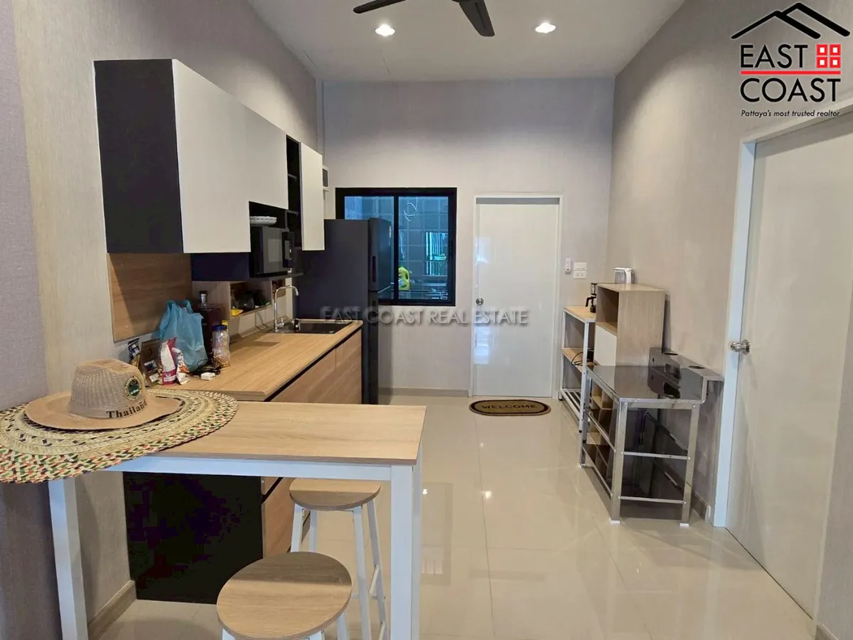 Wiz Town Townhouse photo 10