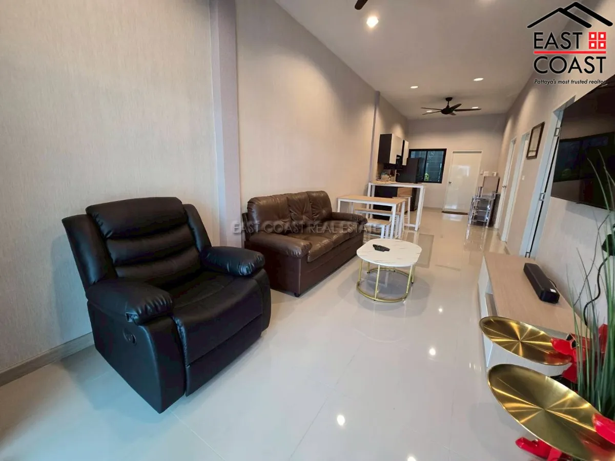 Wiz Town Townhouse photo 17