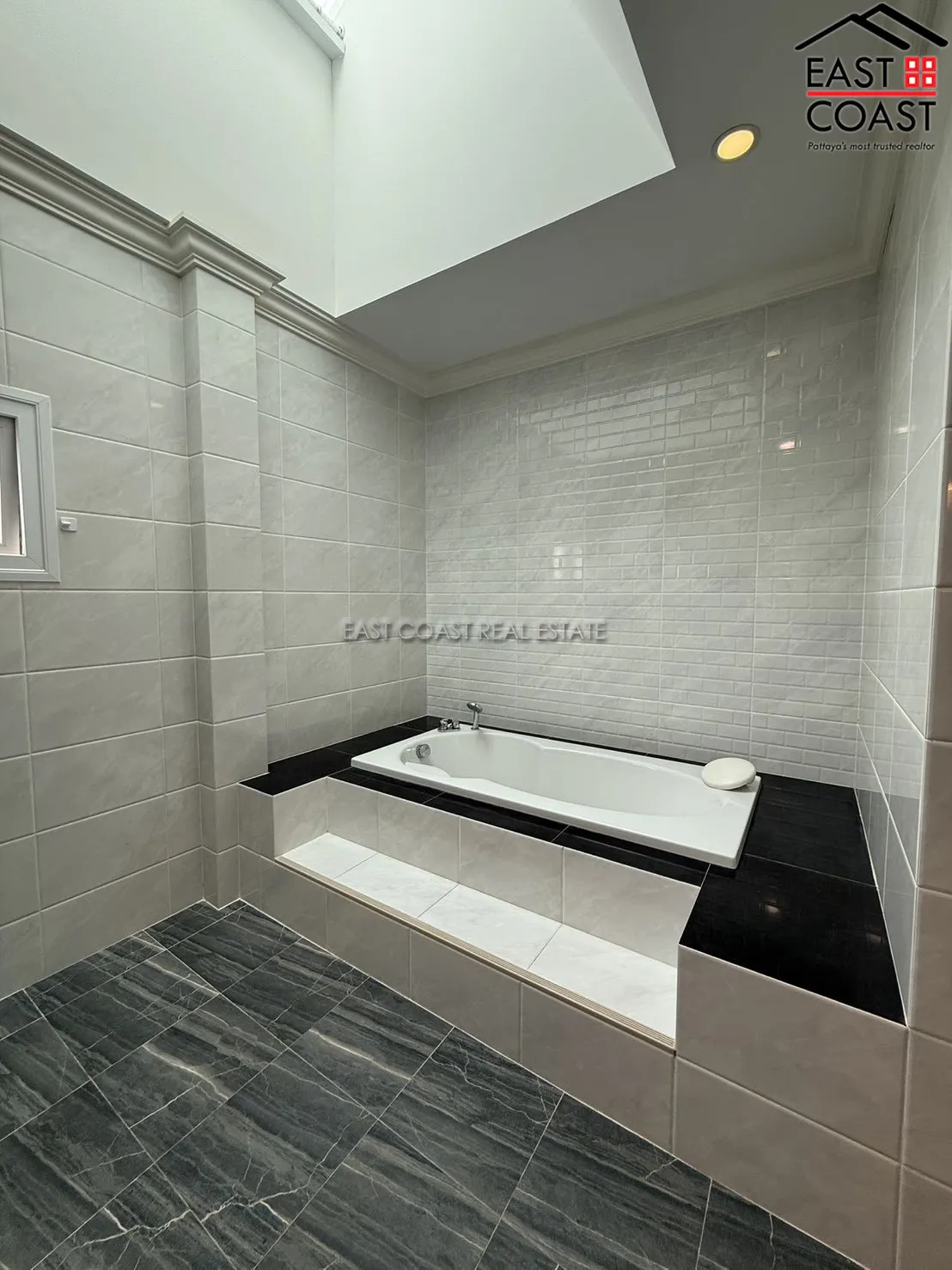 Dusit Pattaya Hill photo 15