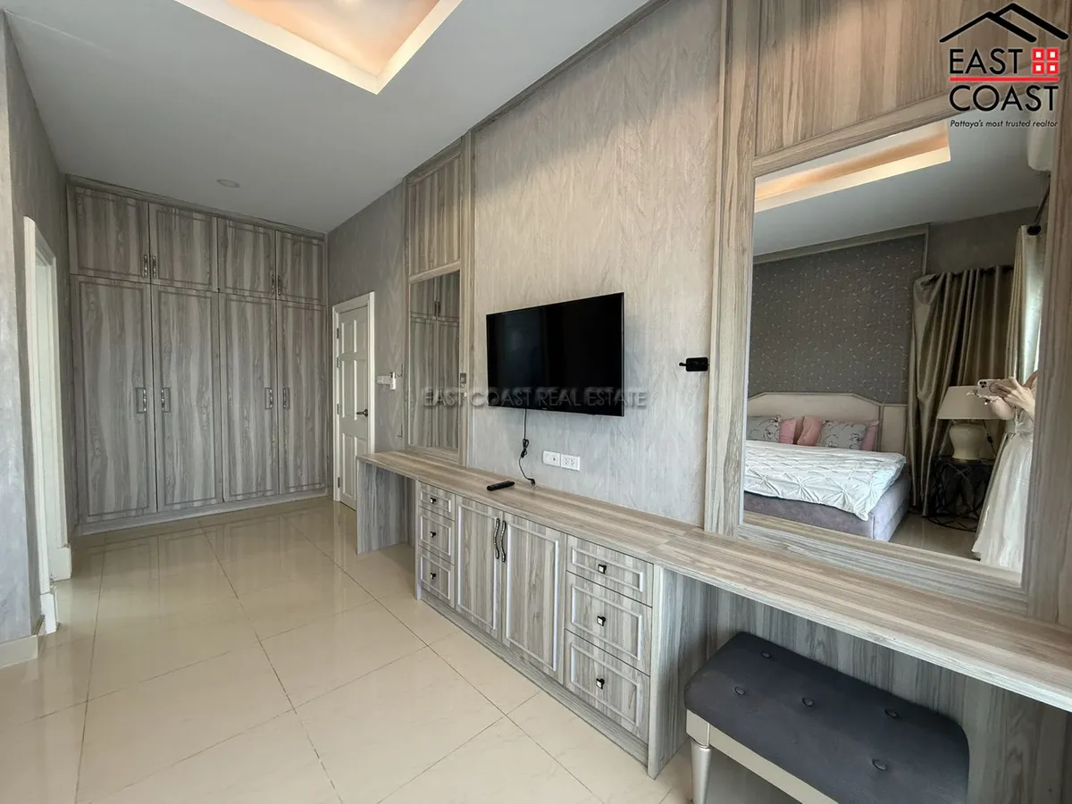 Dusit Pattaya Hill photo 17