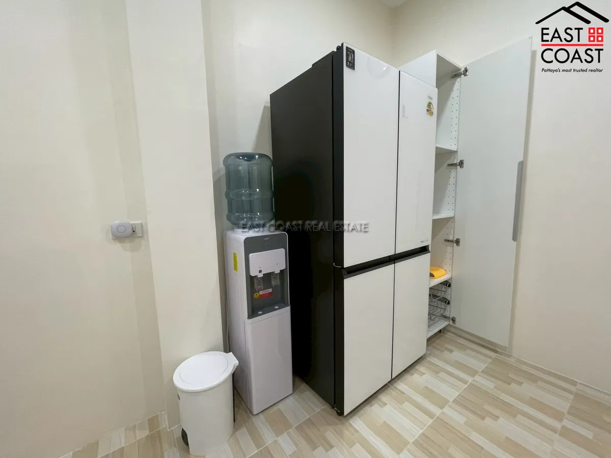 Newly renovated Townhouse in Center Pattaya photo 7