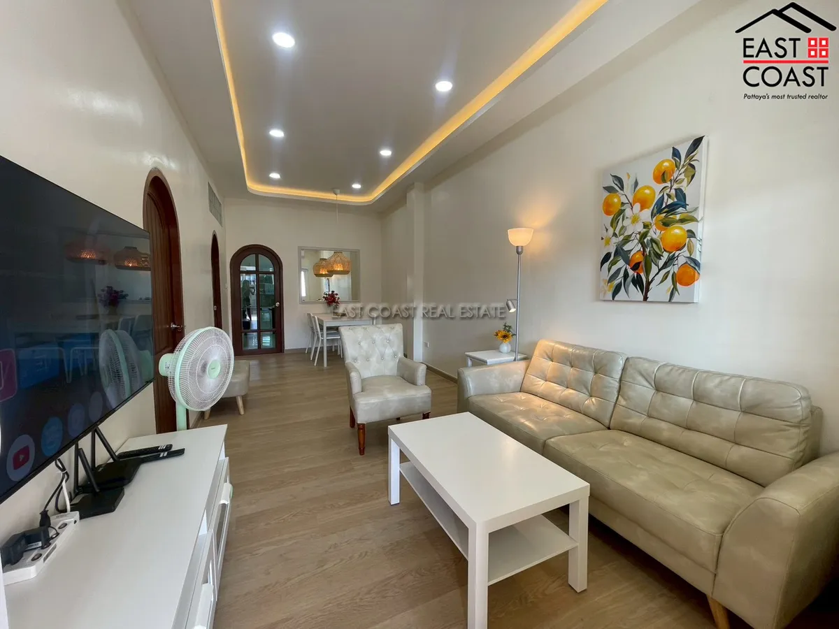 Newly renovated Townhouse in Center Pattaya photo 11