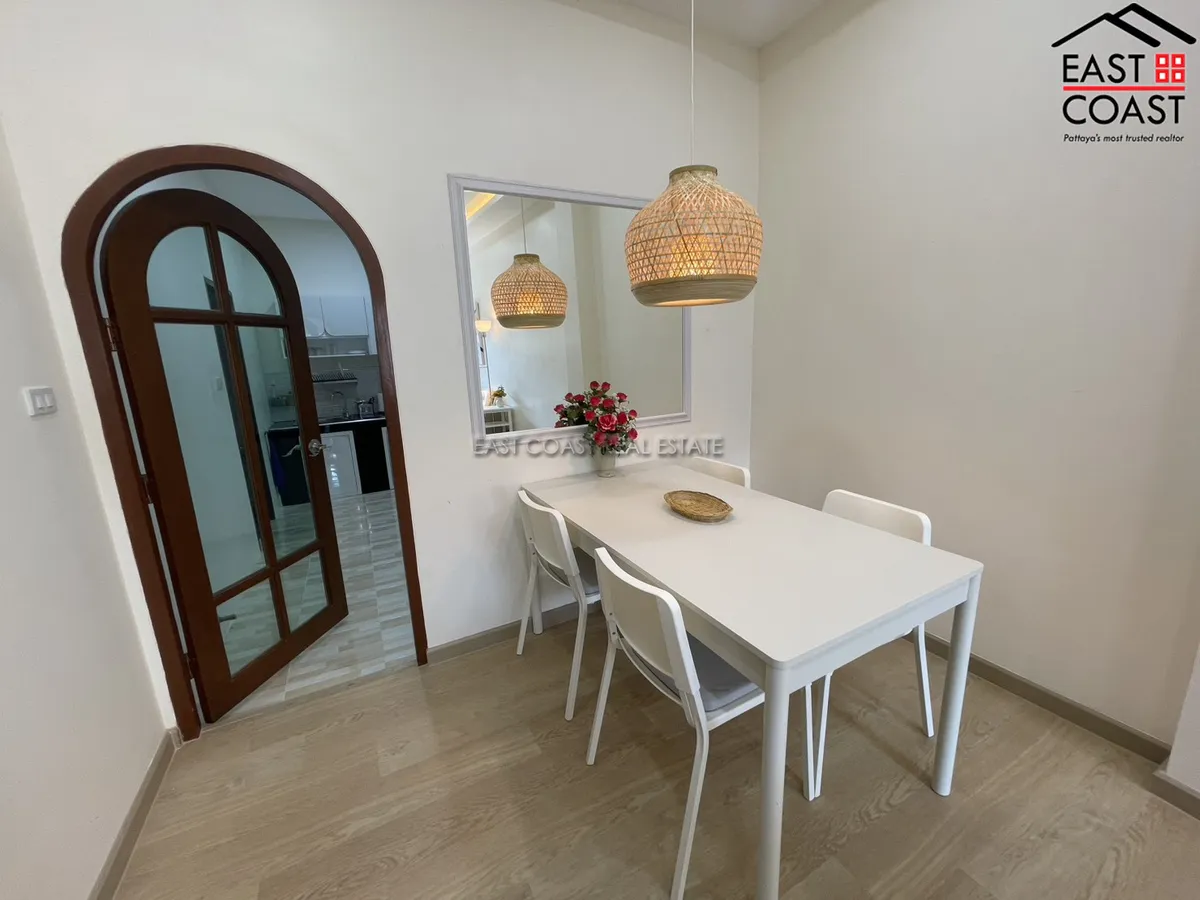 Newly renovated Townhouse in Center Pattaya photo 22
