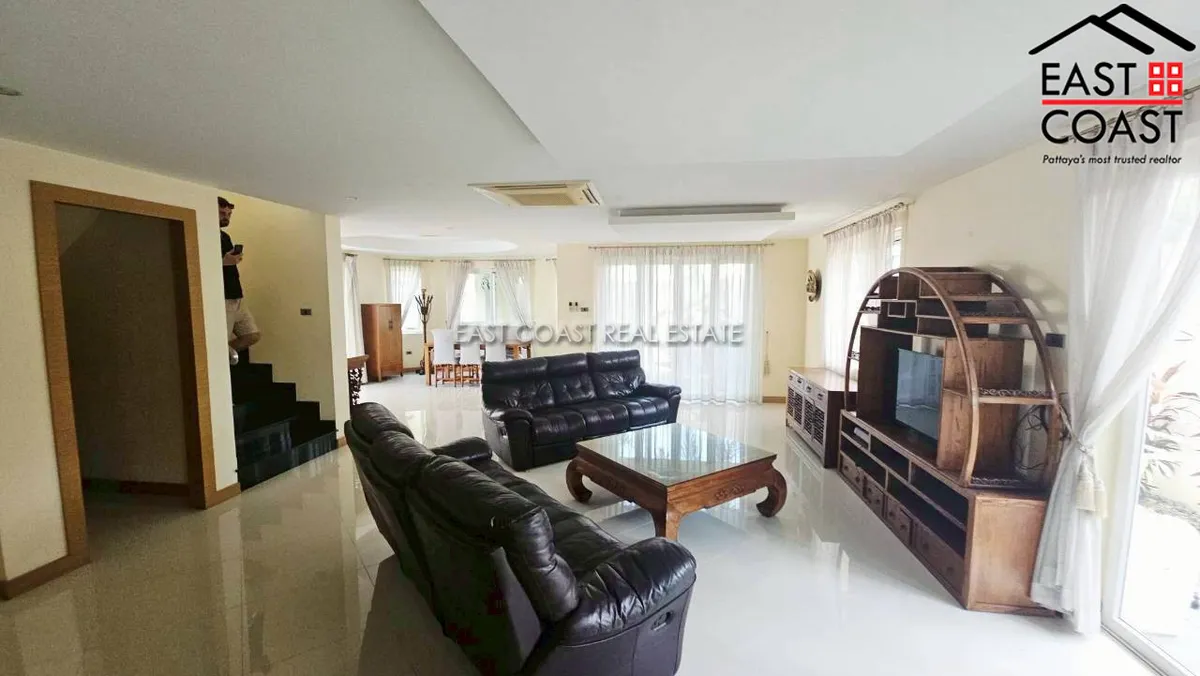 Greenfield Villa 4 photo 4