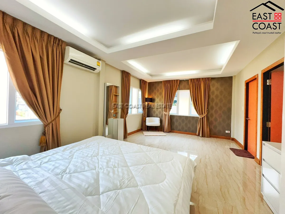 Jomtien Condotel & Village Condo photo 11