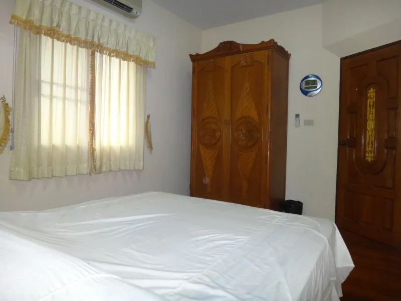 TW Home Town photo 10