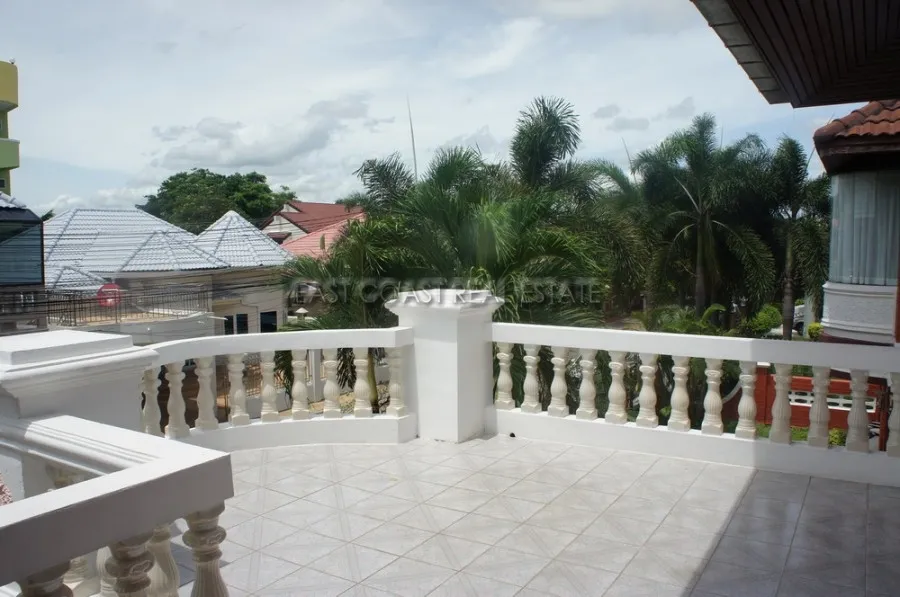 TW Home Town photo 4