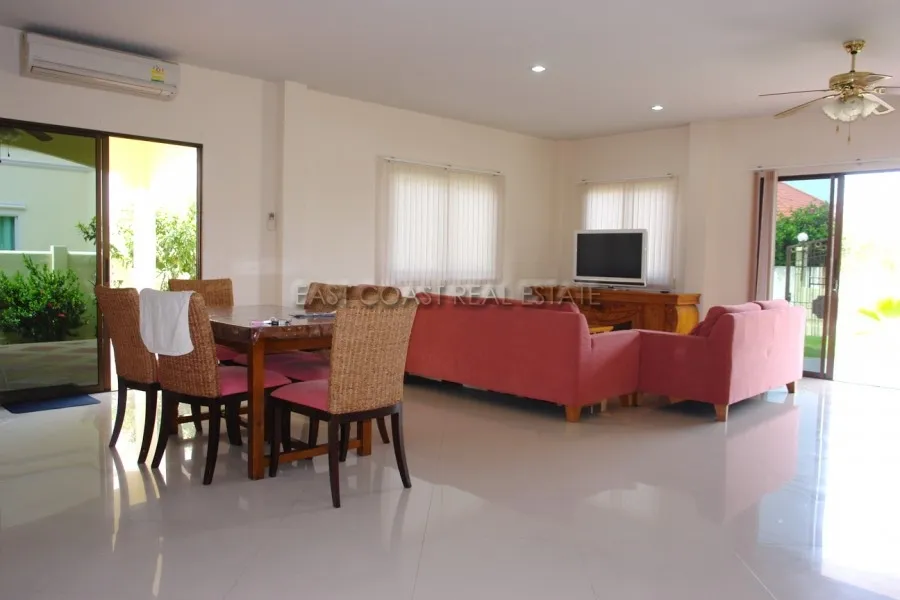 Royal View Village photo 14