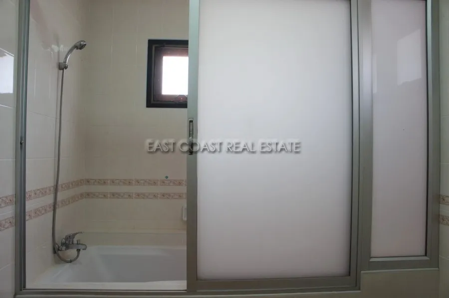 Country Club Villa photo 12