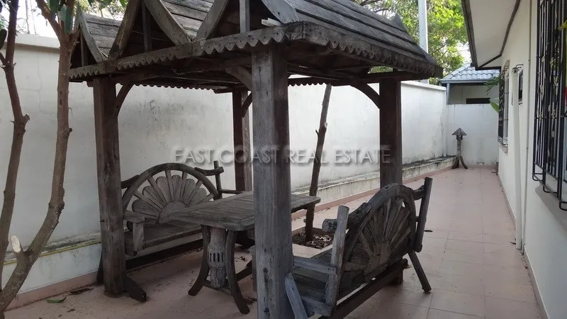 Raviporn Village2 photo 8