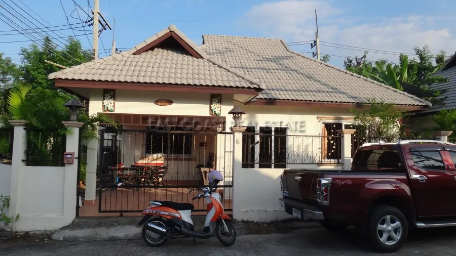 Raviporn Village2