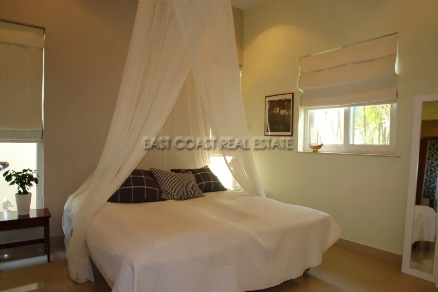 Private pool villa photo 15