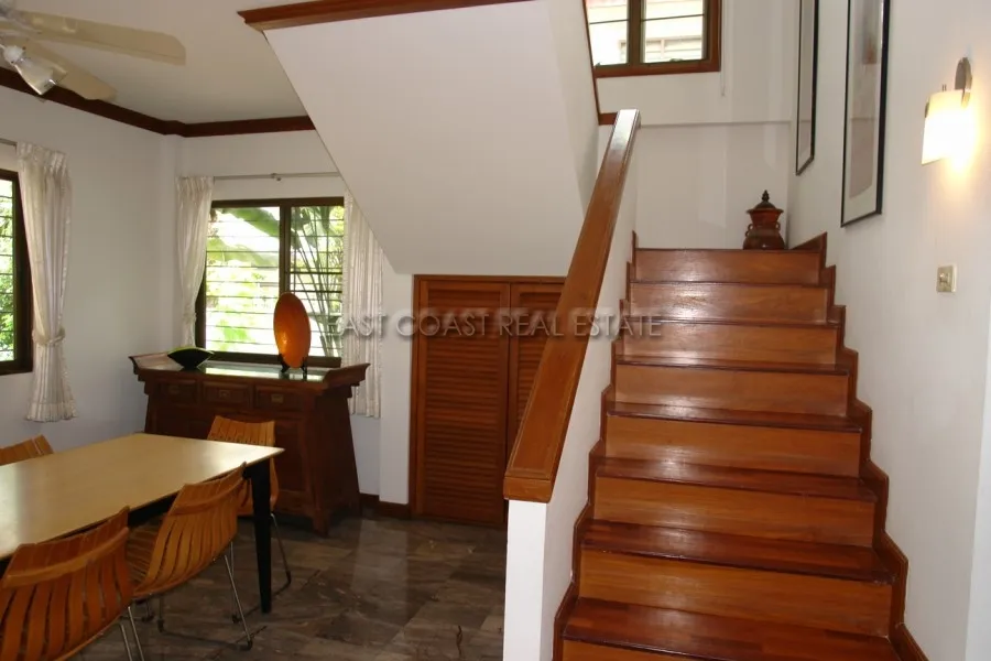 Country Club Villa photo 12