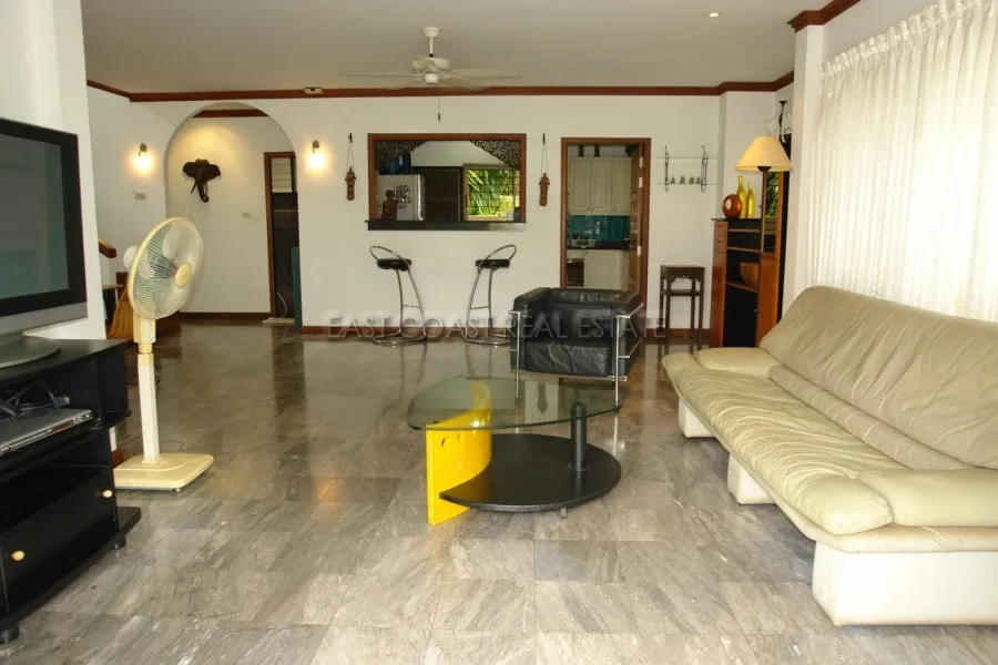 Country Club Villa photo 21
