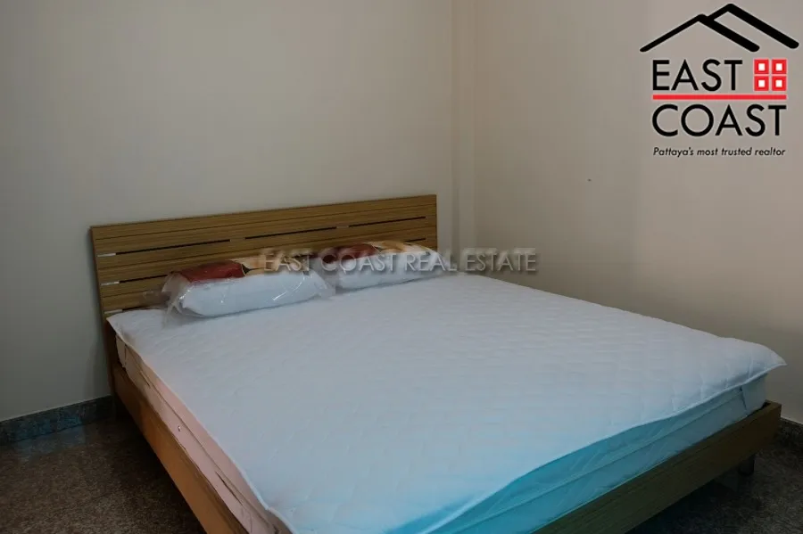Pattaya Land And House photo 11