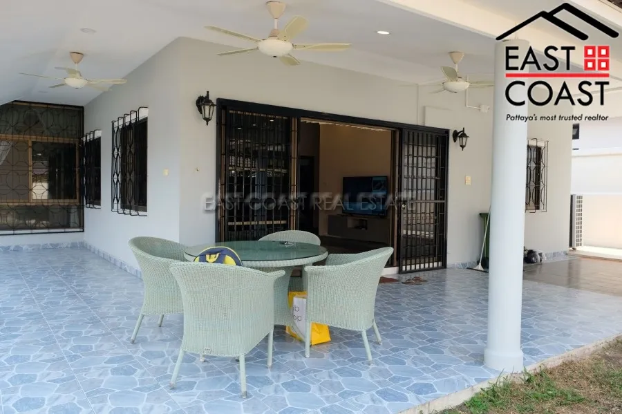 Pattaya Land And House photo 4