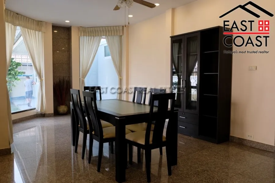Pattaya Land And House photo 8