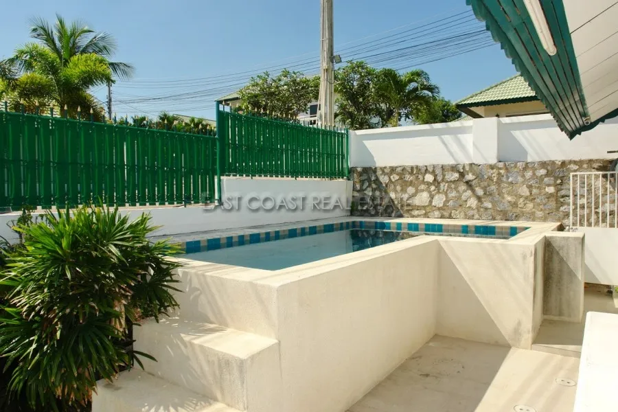 Paradise Hill 2 photo 14