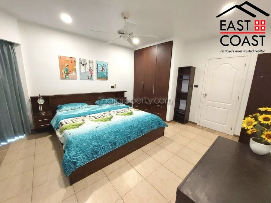 Country Club Villa photo 21