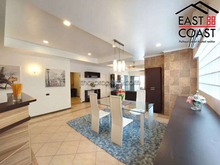 Country Club Villa photo 10