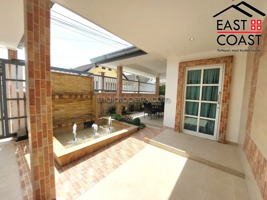Country Club Villa photo 3