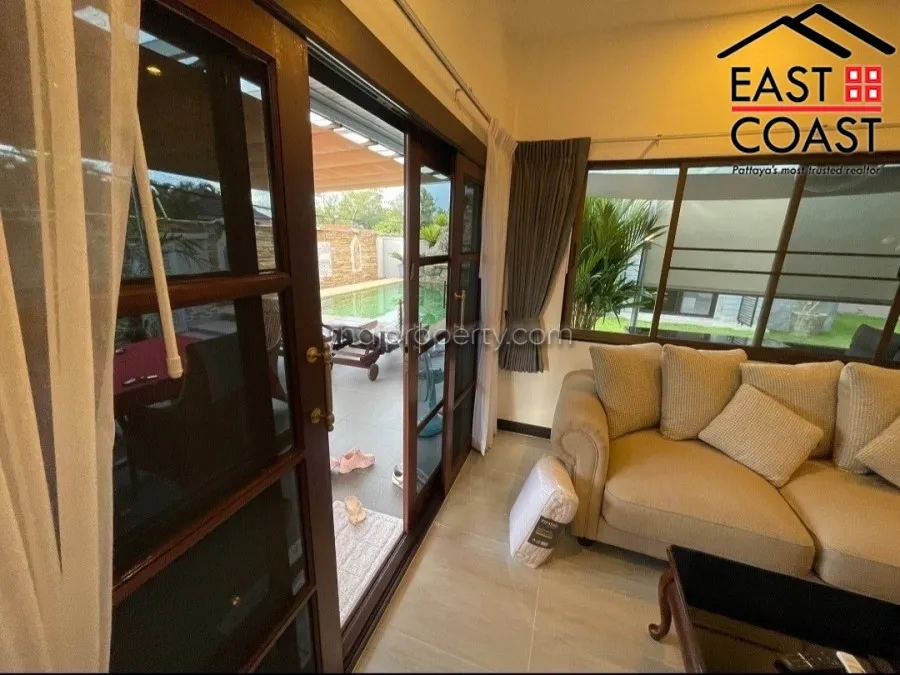 Pattaya Land And House photo 9
