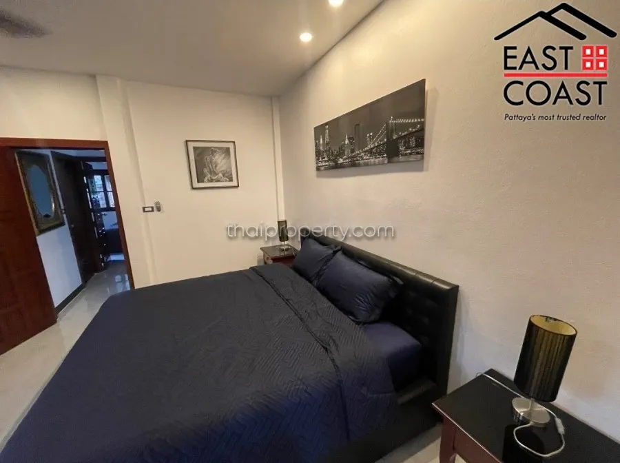 Pattaya Land And House photo 11