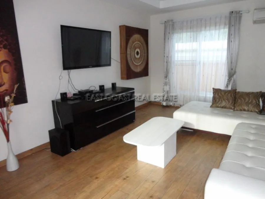 Na Jomtien Villa photo 5