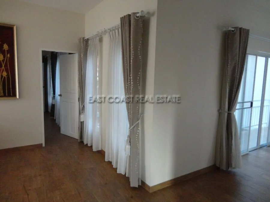 Na Jomtien Villa photo 14