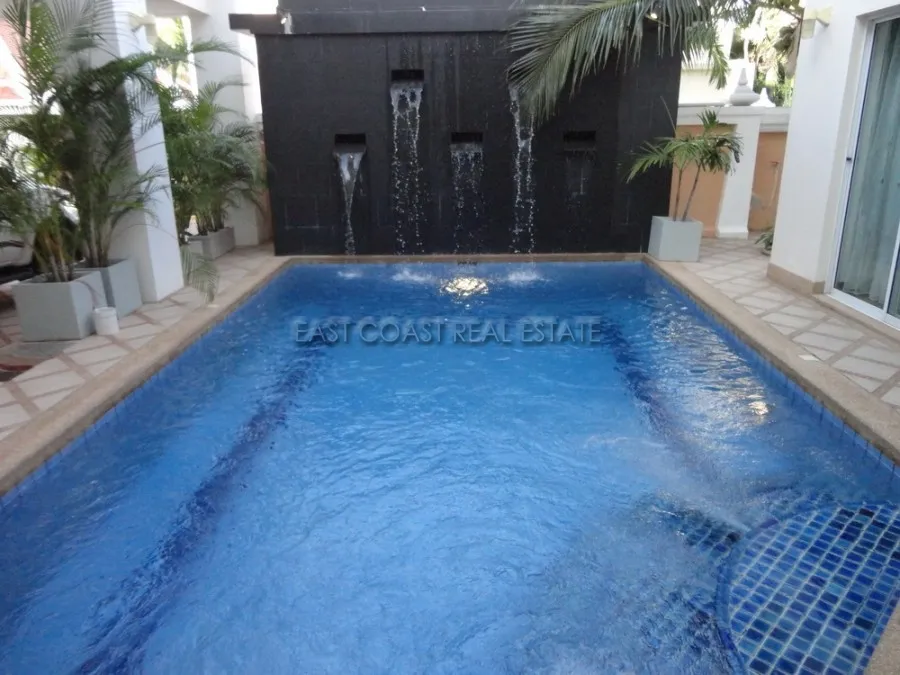 Na Jomtien Villa photo 13