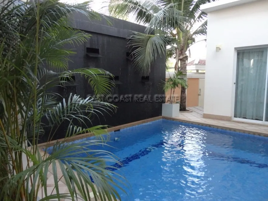 Na Jomtien Villa photo 12