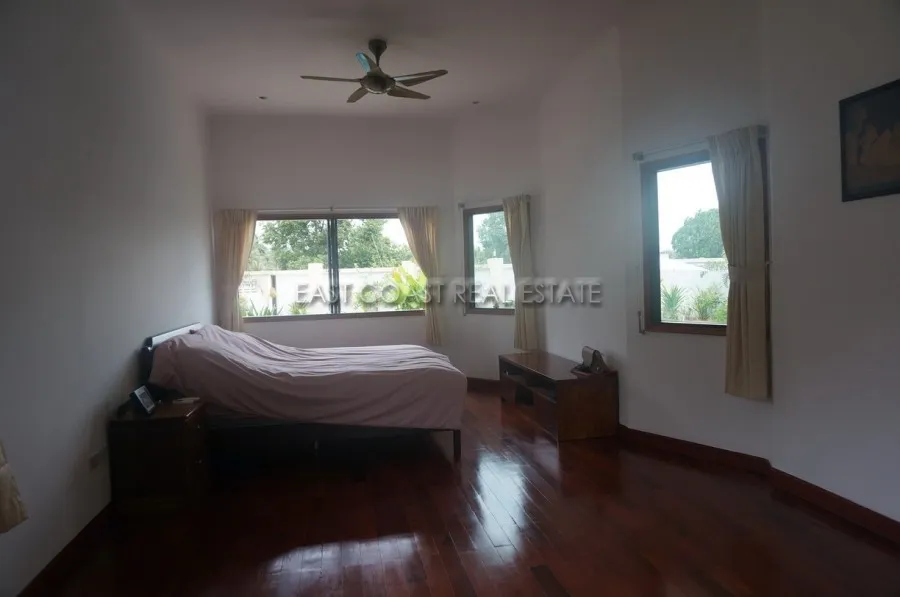 Nong Palai Villa photo 18