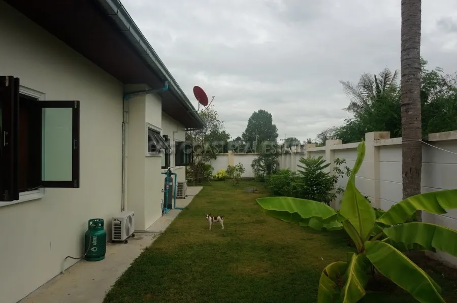 Nong Palai Villa photo 13