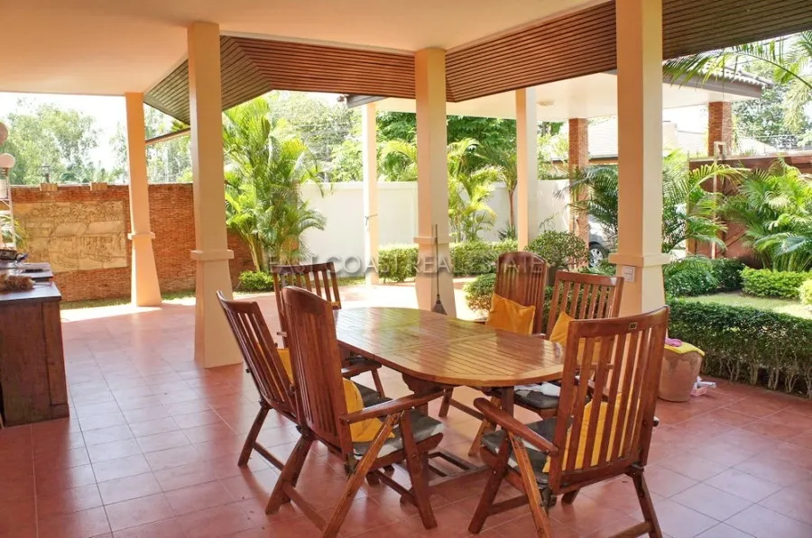 Pattaya Land And House photo 6
