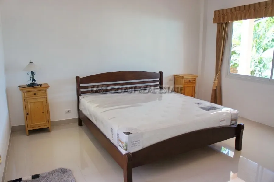 Pattaya Land And House photo 14