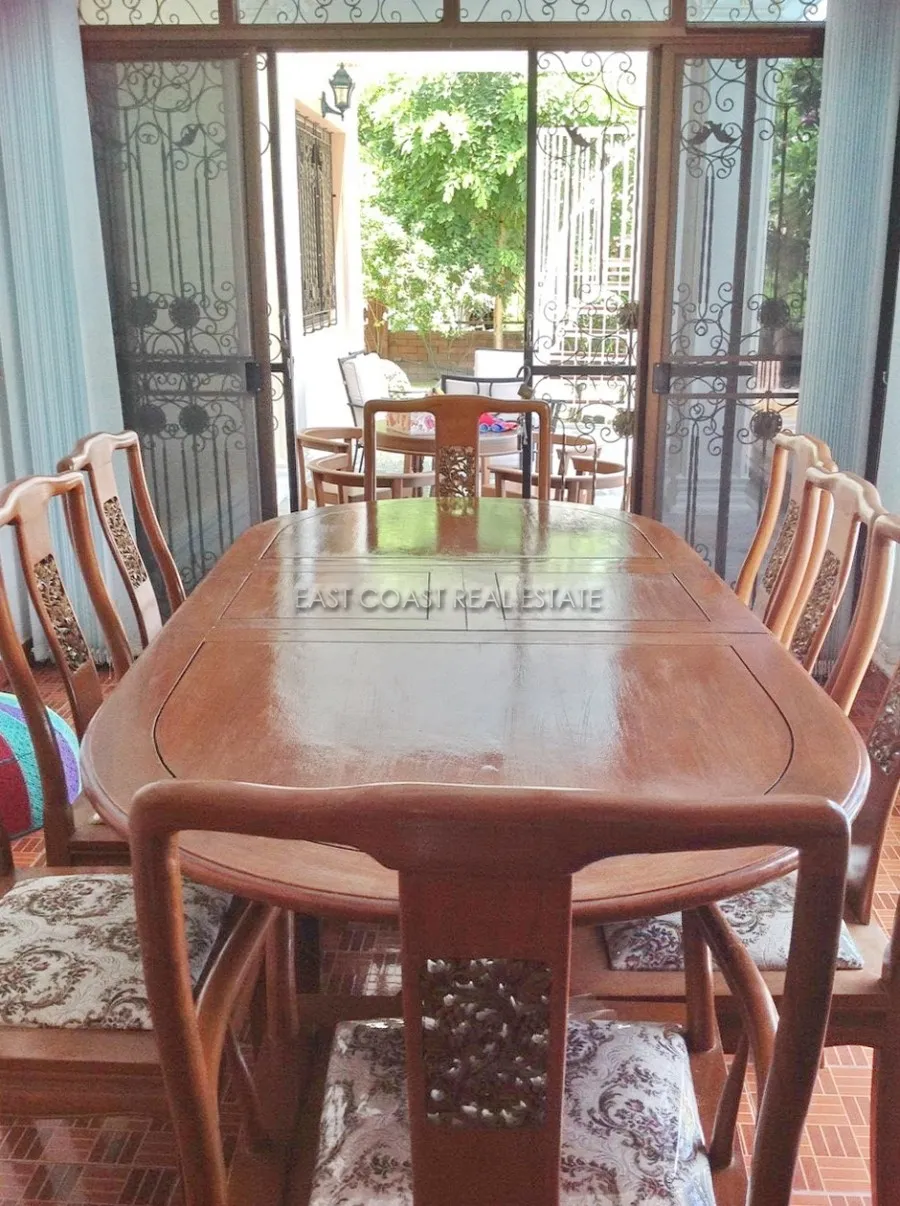 House in Soi Chaiyapruk 2 photo 9