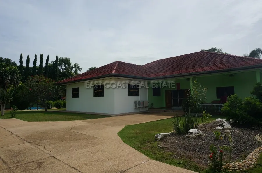 Soi Thepnimit photo 3