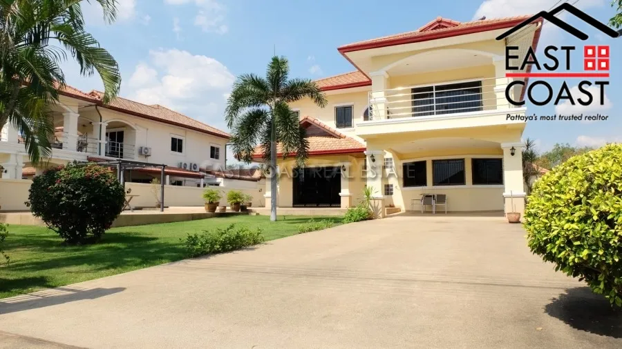 Lakeside Court