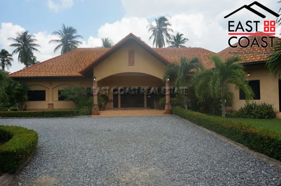 Huay Yai Manor House