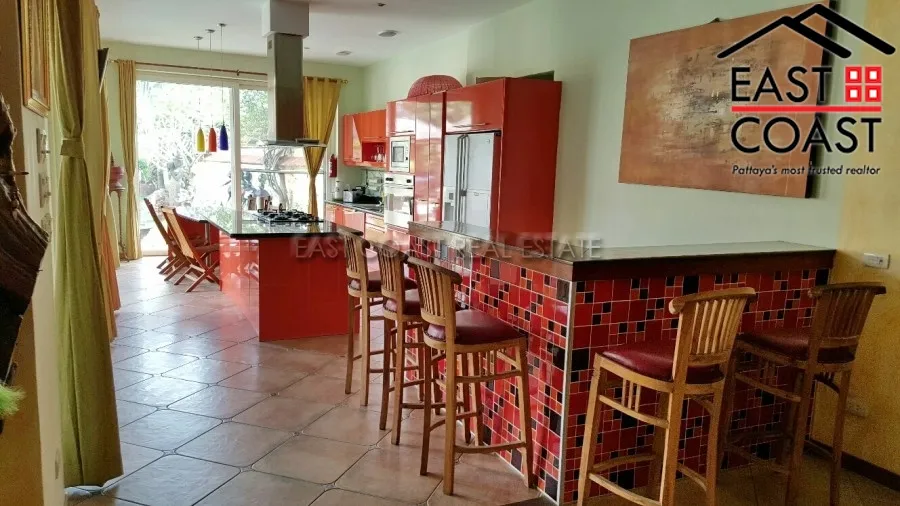Private House at Soi Siam Country Club photo 10