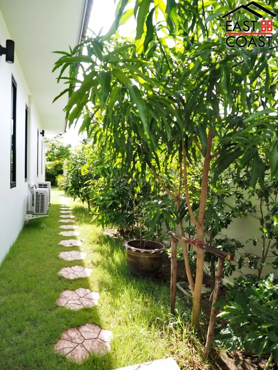 Garden Ville photo 12