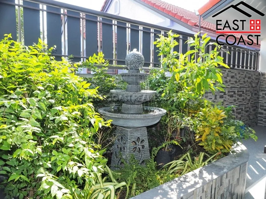 Country Club Villa photo 3