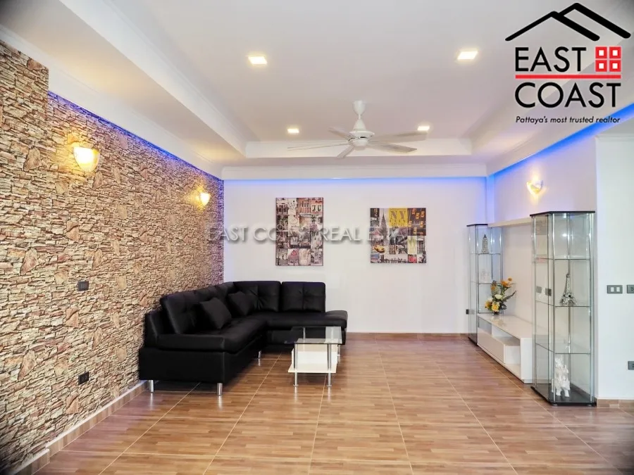 Country Club Villa photo 9