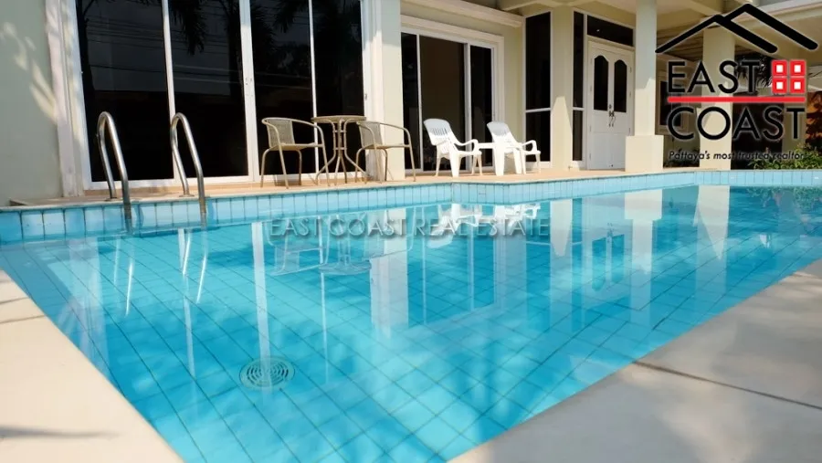 Baronial Villa photo 20