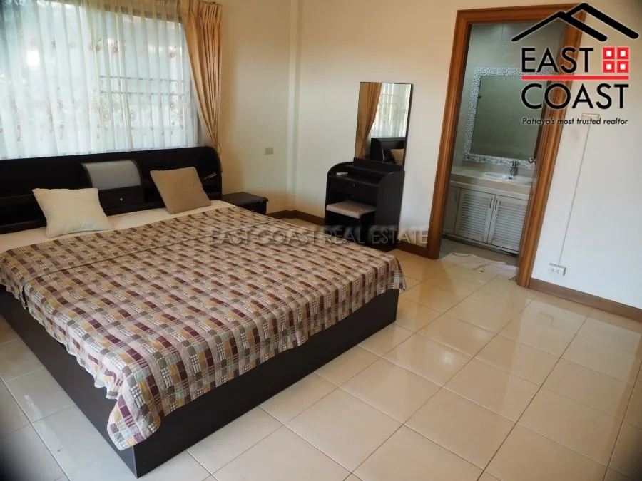 Pattaya Hill 2 photo 20