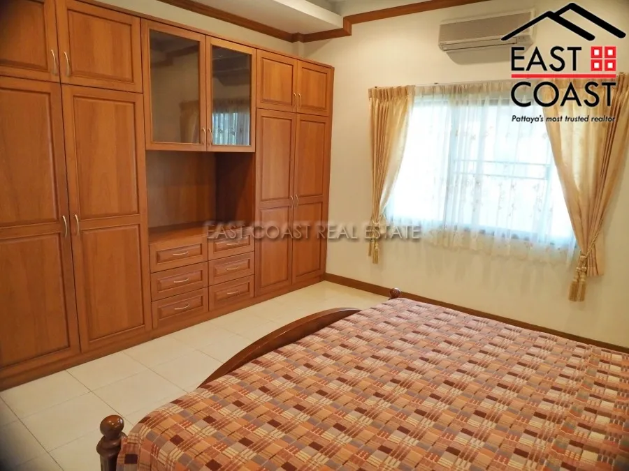 Pattaya Hill 2 photo 17