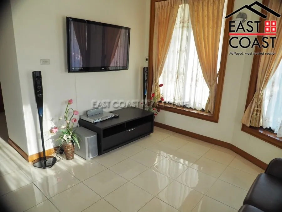 Pattaya Hill 2 photo 13