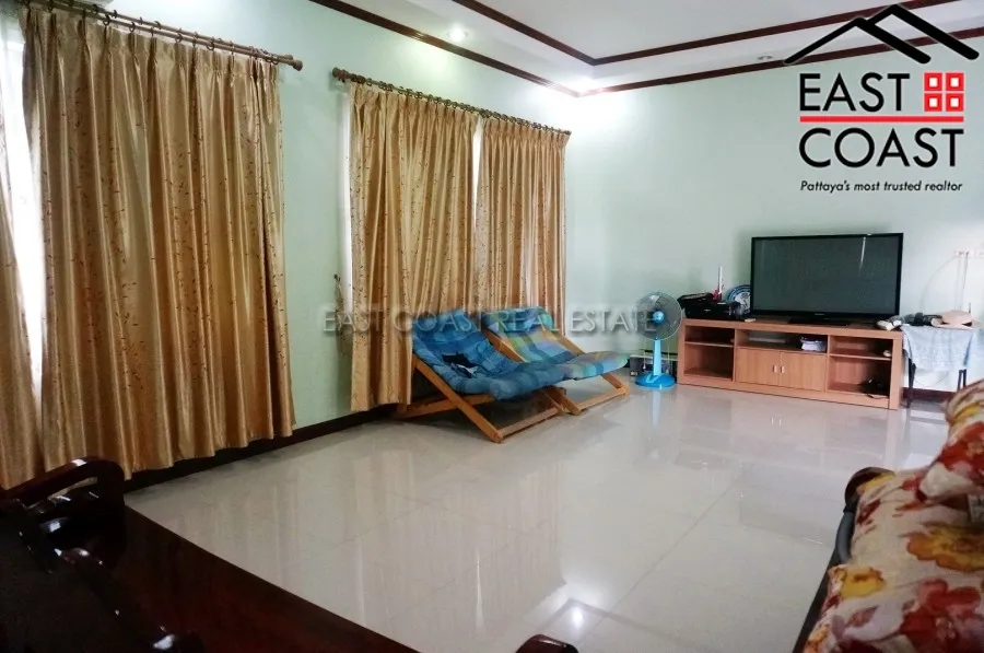 Private House in Soi Mabyailia photo 9