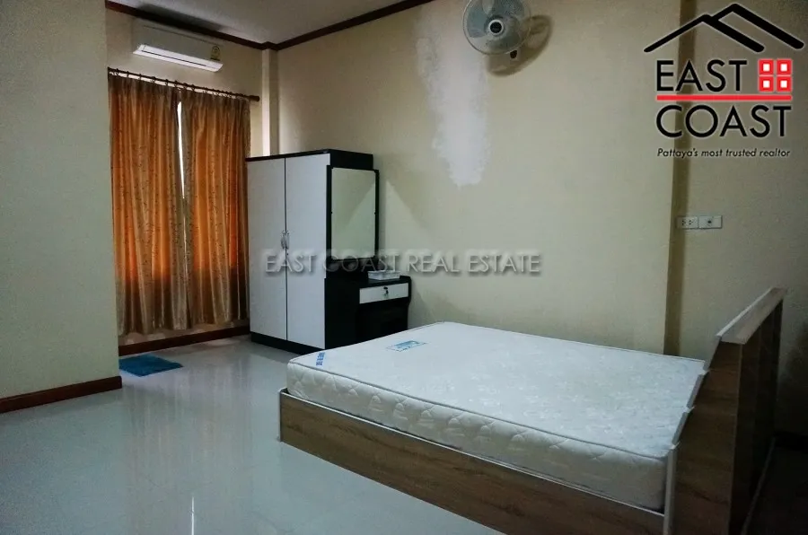 Private House in Soi Mabyailia photo 14