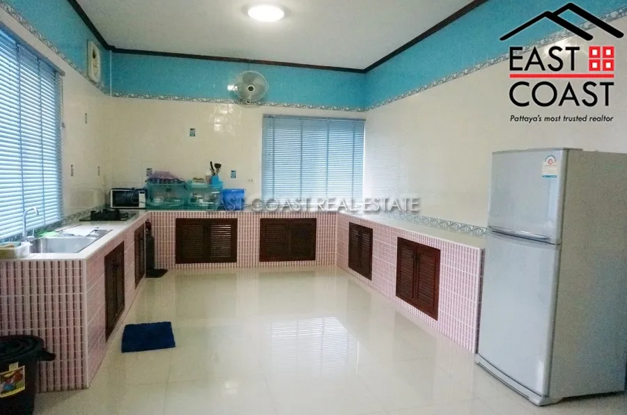 Private House in Soi Mabyailia photo 10